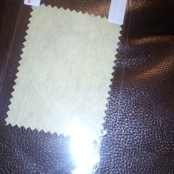 Cell Phone Screen Protector & Cloth - Picture 2 of 5